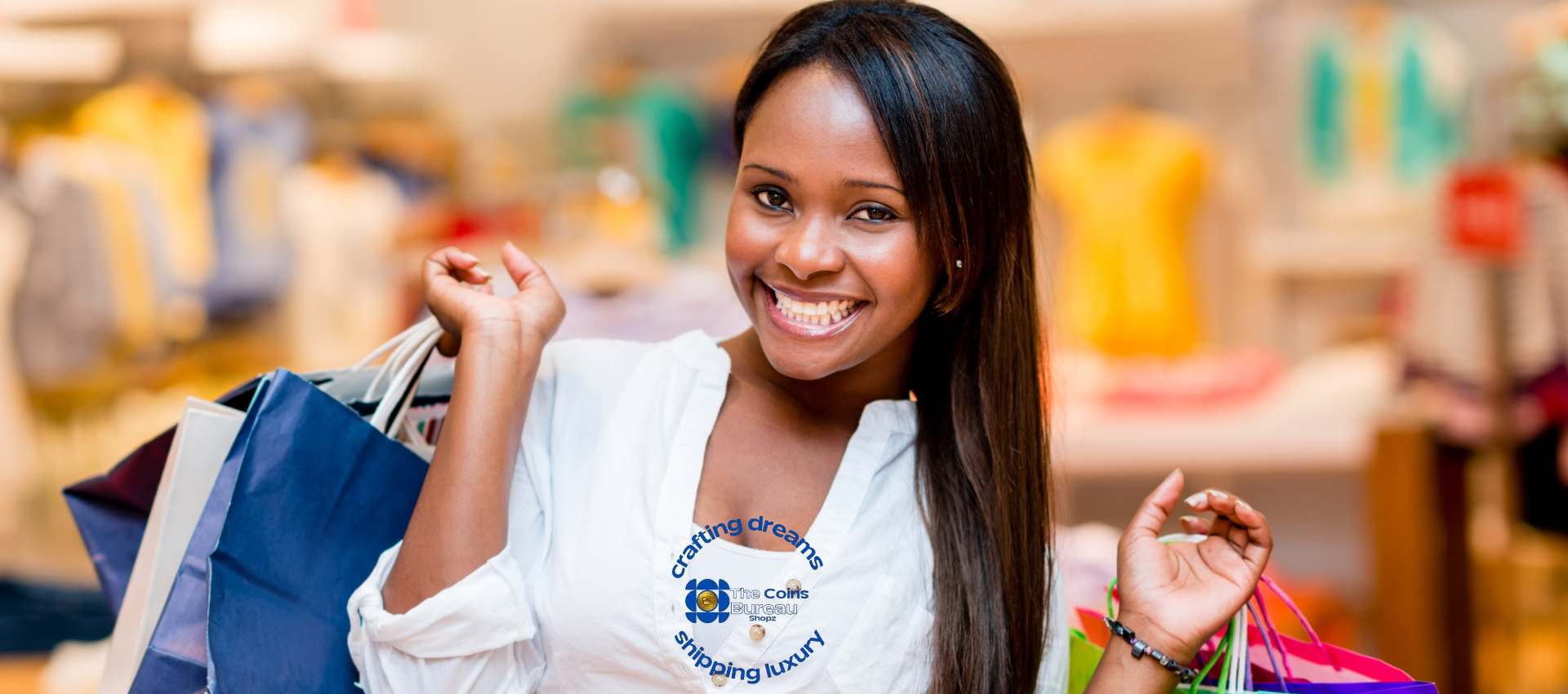 Un client satisfait recevant une livraison de TCB Shopz au Cameroun