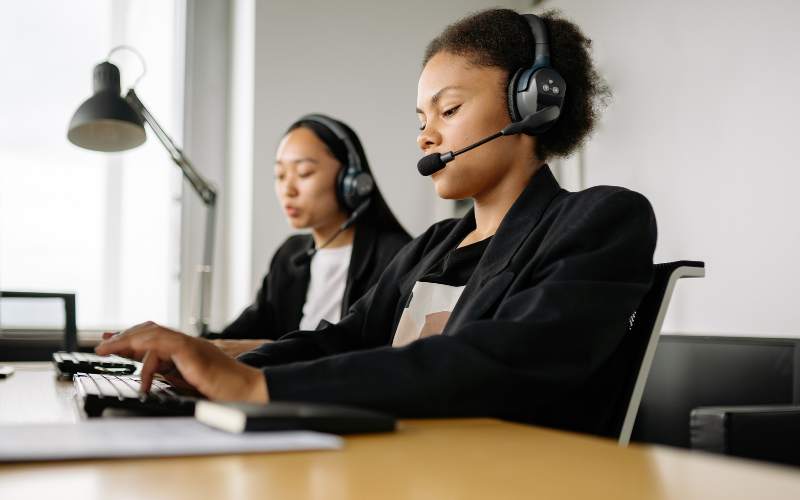 Remote tech support team